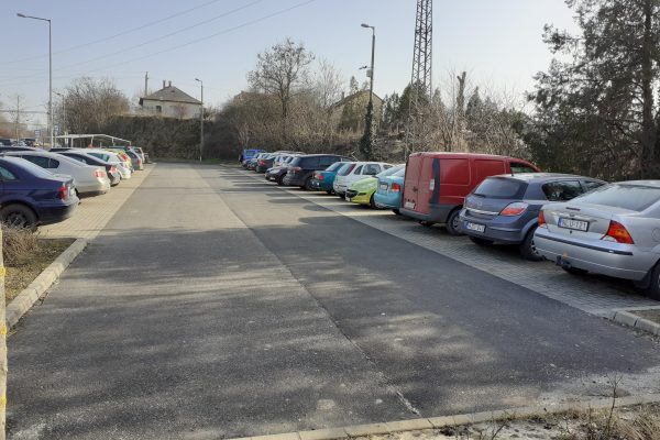 Felejtsük el az újabb P+R parkolókat!